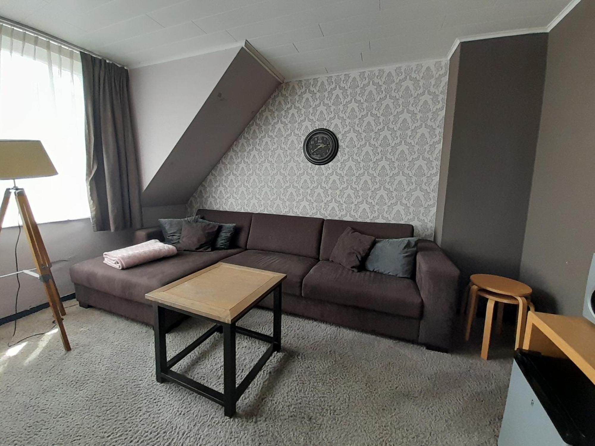 Bed and Breakfast Juliette'S Ипр Экстерьер фото